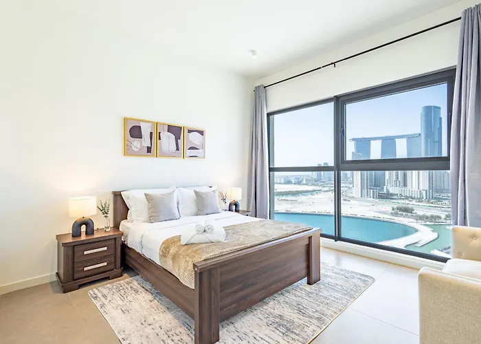 One-Bedroom Oceanfront Apartment